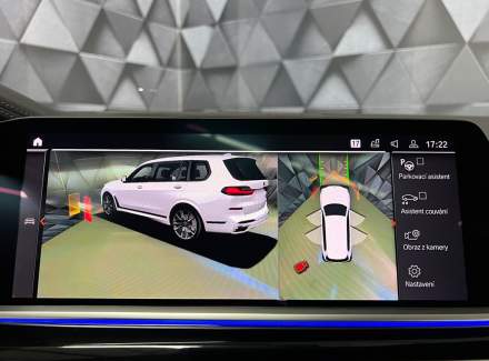 BMW - X7
