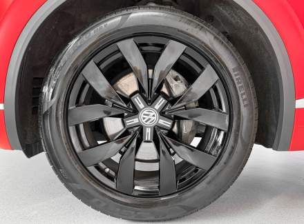 Volkswagen - Touareg