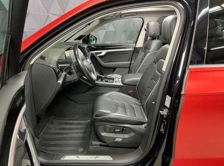 Volkswagen - Touareg