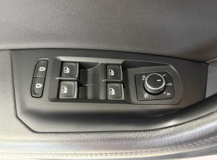 Volkswagen - Touareg
