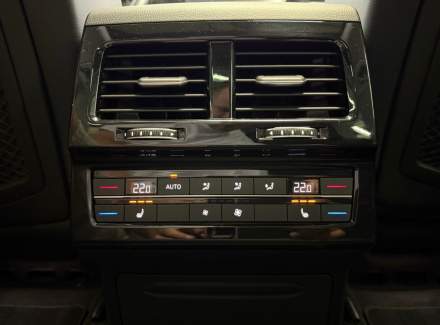 Volkswagen - Touareg