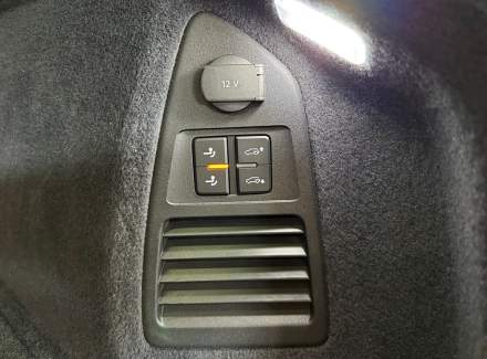 Volkswagen - Touareg