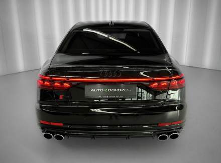 Audi - S8