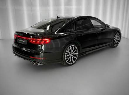 Audi - S8