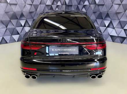 Audi - S8