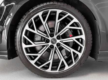Audi - S8