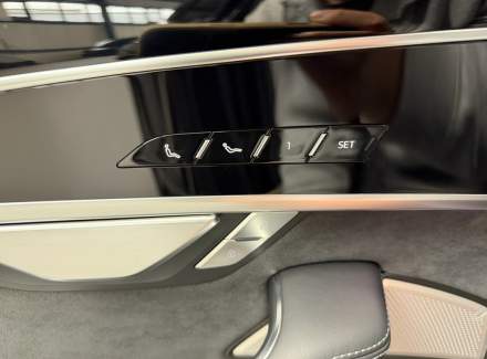 Audi - S8