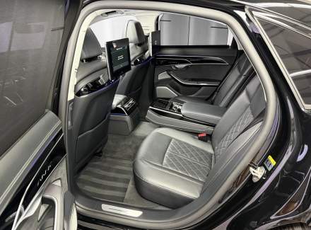 Audi - S8