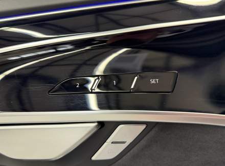 Audi - S8