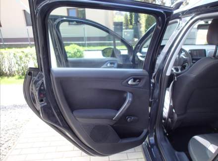 Peugeot - 2008