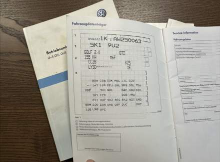 Volkswagen - Golf