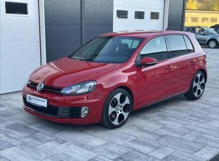 Volkswagen - Golf