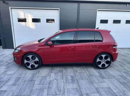 Volkswagen - Golf