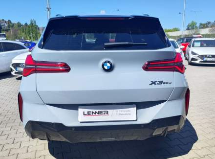 BMW - X3