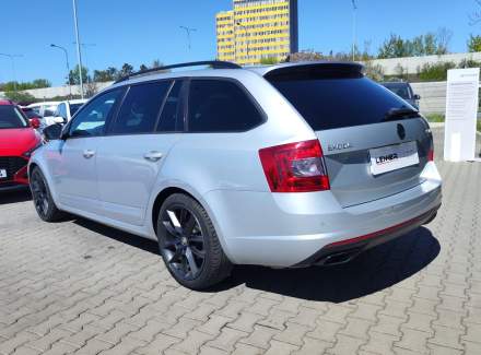 Škoda - Octavia
