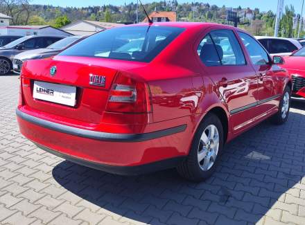 Škoda - Octavia
