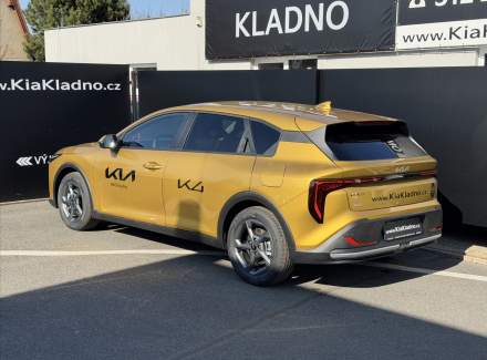 Kia - K4