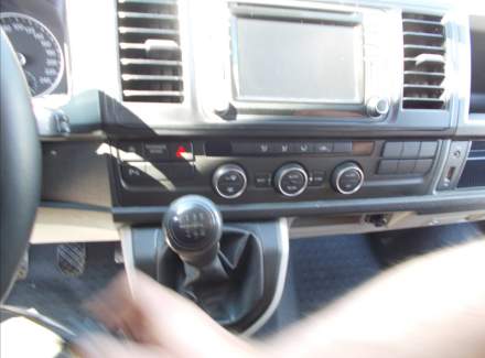 Volkswagen - Caravelle