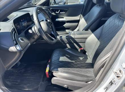 Mercedes-Benz - E-class