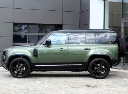 Land Rover - Defender
