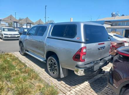Toyota - Hilux