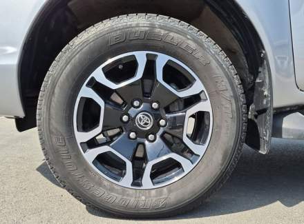 Toyota - Hilux