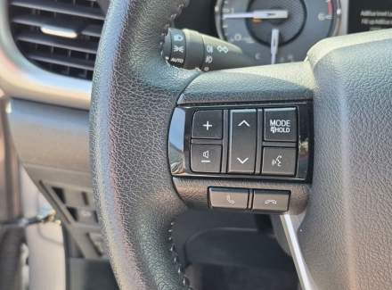 Toyota - Hilux