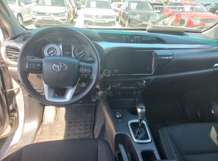 Toyota - Hilux