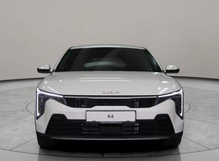 Kia - K4