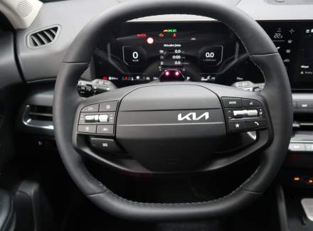 Kia - K4
