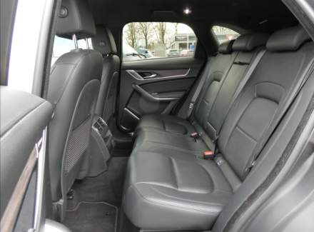 Jaguar - F-Pace