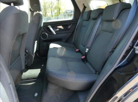 Land Rover - Discovery Sport