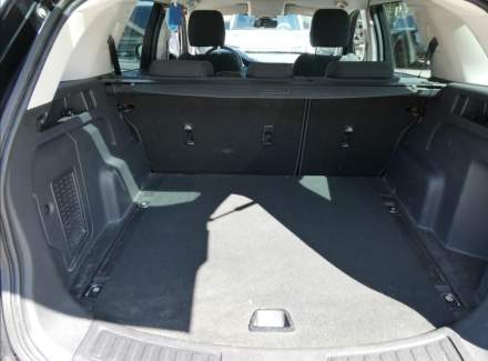 Land Rover - Discovery Sport