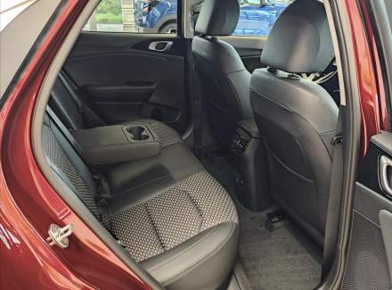 Kia - XCeed
