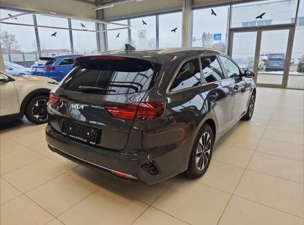 Kia - Cee'd