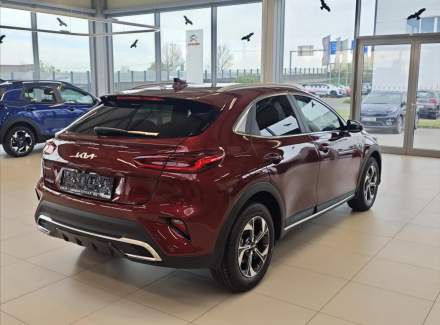 Kia - XCeed