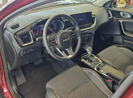 Kia - XCeed