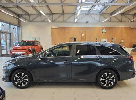 Kia - Cee'd