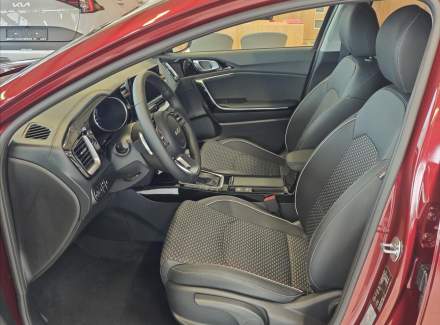 Kia - XCeed