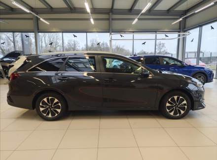 Kia - Cee'd