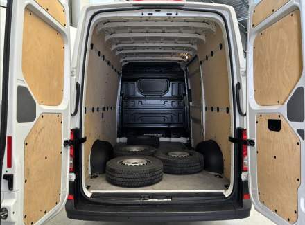 Volkswagen - Crafter