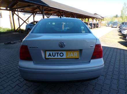 Volkswagen - Bora