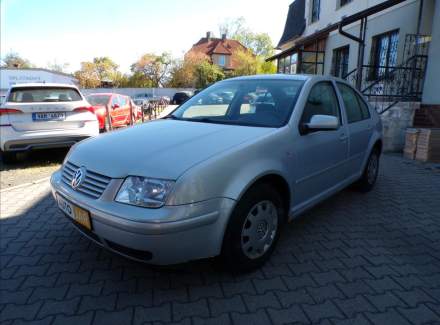 Volkswagen - Bora