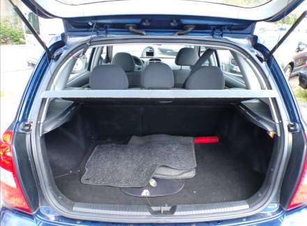 Kia - Cerato (Forte)