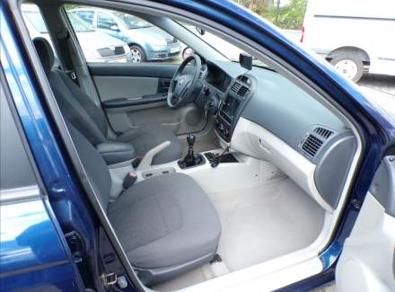 Kia - Cerato (Forte)