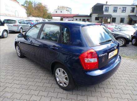 Kia - Cerato (Forte)