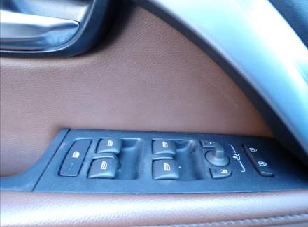 Volvo - XC70