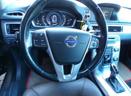 Volvo - XC70