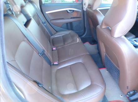 Volvo - XC70