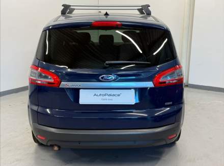 Ford - S-MAX